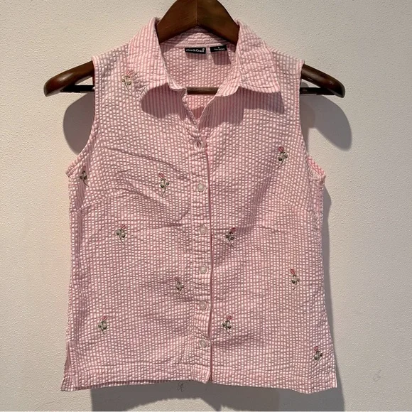 North Crest Sleeveless Embroidered Floral Seersucker Collared Button Up Top - Picture 2 of 7